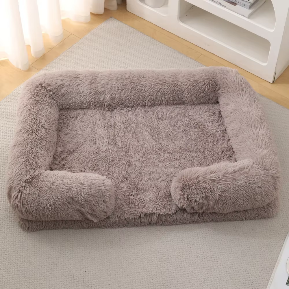 Panier Rectangulaire Apaisant en Fausse Fourrure | Confort Chien