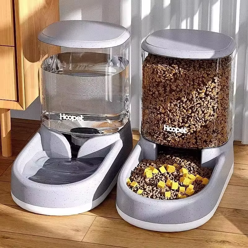Distributeur Automatique Croquettes et Eau | Chien & Chat   
